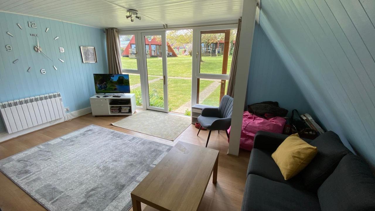 Kingsdown Holiday Park Екстер'єр фото