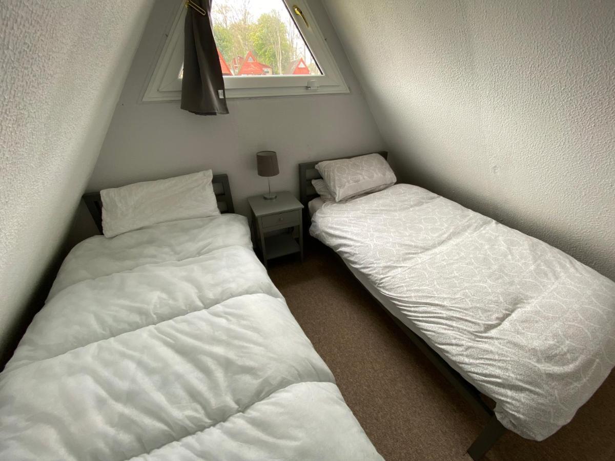 Kingsdown Holiday Park Екстер'єр фото